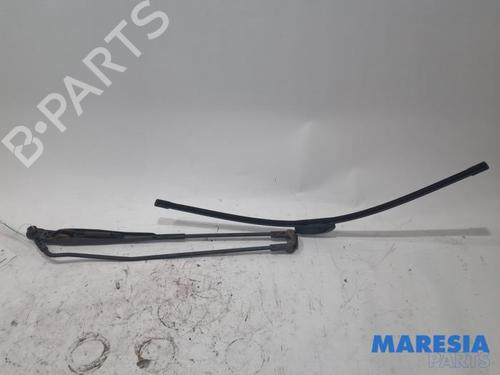 Vindspejlsviskerarm CITROËN C1 (PM_, PN_) 1.0 (68 hp) 31465171