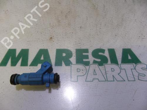 injector-fiat-punto-188_-1999-2000-2001-2002-2003-2004-2005-2006-2007-2008-2009-2010-2011-2012-31494272 main image