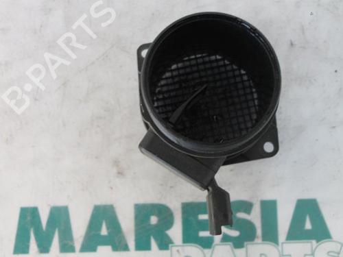 Mass air flow sensor CITROËN C5 I Break (DE_) 2.0 HDi (DERHZB, DERHZE) | BP31537030M95 - Image 2