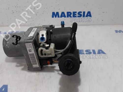 Used Steering pump PEUGEOT 508 SW I (8E_) 2.0 HDi RXH Hybrid4 (200 hp) 31530779