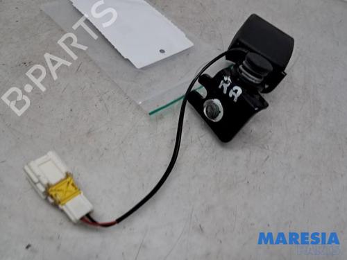 Used Seat buckle ALFA ROMEO GIULIETTA (940_) 1.4 TB (940FXB1A, 940FXB11) (170 hp) 31404519