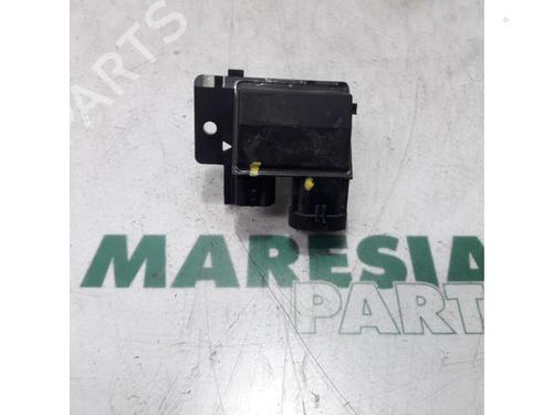 Used Electronic sensor DACIA DOKKER Box Body/MPV 1.5 dCi 75 / Blue dCi 75 (FEJW, FEAH) (75 hp) 31481037