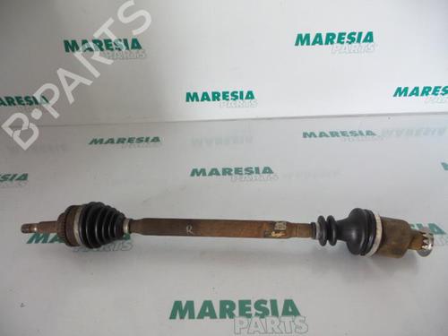 right-front-driveshaft-renault-scenic-i-mpv-ja01_-fa0_-1999-2000-2001-2002-2003-2004-2005-2006-2007-2008-2009-2010-31461966 main image