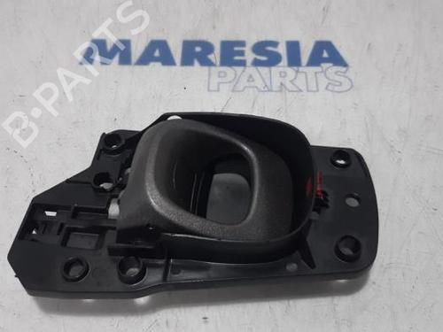 Used Front left exterior door handle FIAT PANDA (312_, 319_) 0.9 (312PXH1A) (65 hp) 31499328