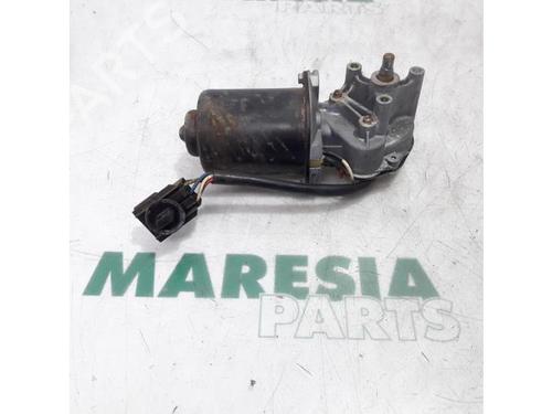 front-wiper-motor-renault-twingo-i-c06_-1993-1994-1995-1996-1997-1998-1999-2000-2001-2002-2003-2004-2005-2006-2007-2008-2009-2010-2011-2012-31412072 main image