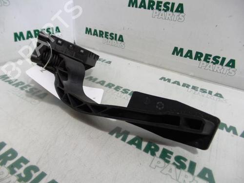 Used Electronic module FIAT GRANDE PUNTO (199_) 1.3 D Multijet (75 hp) 31398119