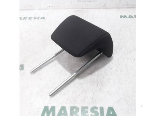 Used Headrest FIAT PUNTO EVO (199_) 1.3 D Multijet (84 hp) 31484609