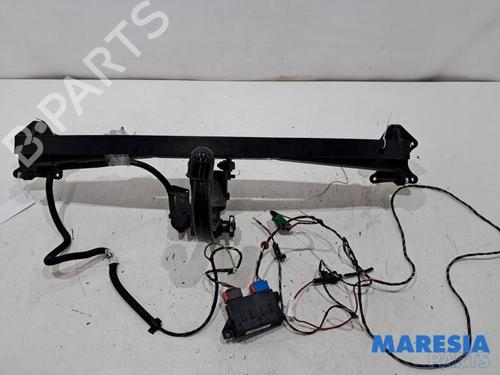 Used Tow ball/Mechanism Tow ball/Mechanism PEUGEOT 3008 II SUV (MC_, MR_, MJ_, M4_) Hybrid (224 hp) 32197349 32197349