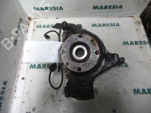 Left front steering knuckle FIAT STILO Multi Wagon (192_) 1.6 16V | BP31396409M25