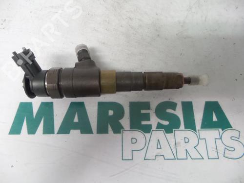 Used Injector CITROËN C3 II (SC_) 1.6 HDi (92 hp) 31475243