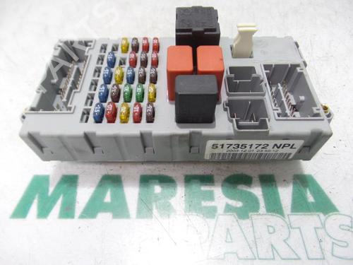 fuse-box-fiat-punto-188_-1999-2000-2001-2002-2003-2004-2005-2006-2007-2008-2009-2010-2011-2012-31536861 main image
