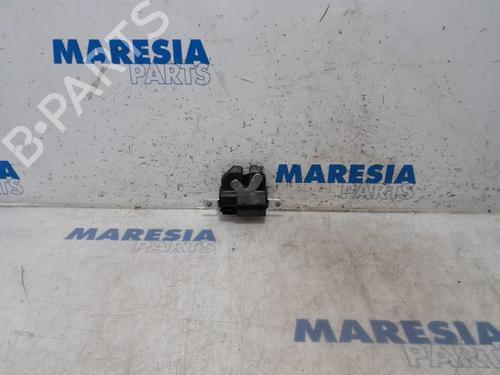 Used Electronic module FIAT 500 (312_) 1.2 (312AXA1A) (69 hp) 31404379