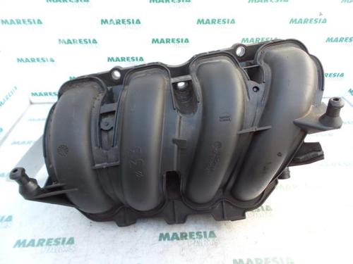 Used Injection rail PEUGEOT 207 SW (WK_) 1.4 16V (95 hp) 31521679