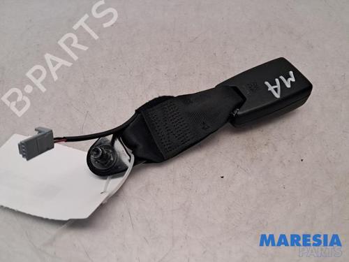 Used Seat buckle RENAULT CAPTUR I (J5_, H5_) 0.9 TCe 90 (90 hp) 31396360