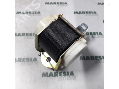 Used Rear left seatbelt FIAT CROMA (194_) 1.9 D Multijet (194AXC1B, 194AXC12) (150 hp) 31401909