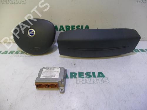 Used ECU airbags FIAT DOBLO MPV (119_, 223_) 1.6 16V (223AXD1A) (103 hp) 31531325