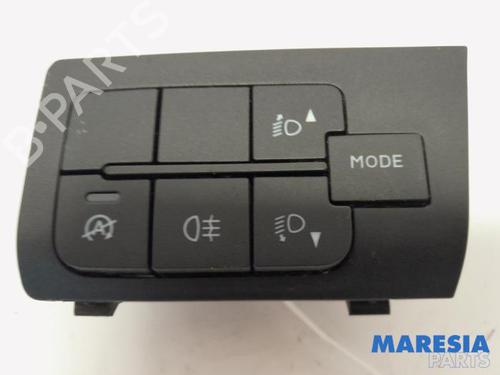 Used Switch PEUGEOT BOXER Bus 2.0 BlueHDi 130 (130 hp) 31407154