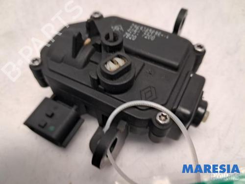 BP31473393E18 main image