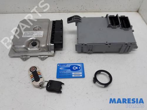 Used Engine control unit (ECU) FIAT 500 C (312_) 0.9 (312AG1A) (86 hp) 31398199