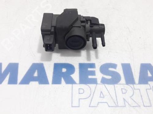 Used Electronic sensor RENAULT TRAFIC II Van (FL) 2.0 dCi 115 (FL01, FL0U, FL00, FL0H, FL0M) (114 hp) 31522158