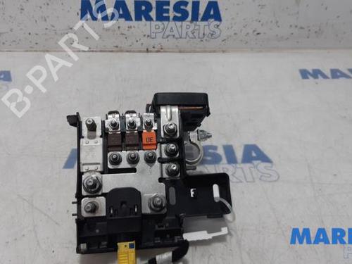 Used Fuse box ALFA ROMEO STELVIO (949_) 2.2 D Q4 (949.AXB2A) (209 hp) 31475883