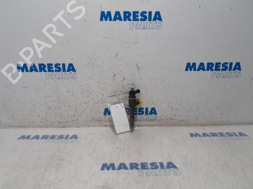 Injector CITROËN C4 CACTUS 1.6 BlueHDi 100 | BP31528528M100