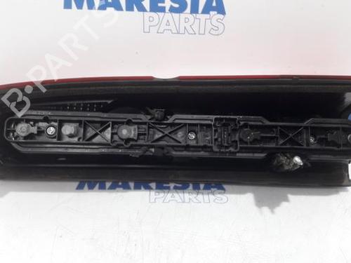 Venstre baglygte RENAULT MASTER III Van (FV) 2.3 dCi 125 FWD (FV0C, FV0D, FV0G, FV0H, FV0J, FV0K,... (125 hp) 31448588