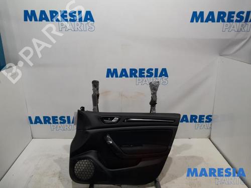 Forreste højre beklædning RENAULT MEGANE IV Grandtour (K9A/M/N_) 1.5 dCi 110 (110 hp) 31531678