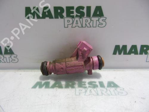 Used Injector FIAT IDEA (350_) 1.4 16V (95 hp) 31384296