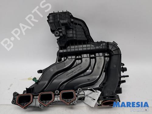 Used Injection rail Injection rail RENAULT TWINGO III (BCM_, BCA_) 1.0 SCe 70 (71 hp) 34724099 34724099