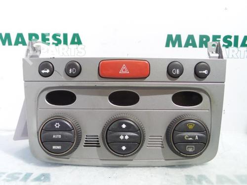 Used Climate control ALFA ROMEO 147 (937_) 1.6 16V T.SPARK (937.AXA1A, 937.AXB1A, 937.BXB1A) (120 hp) 31526464