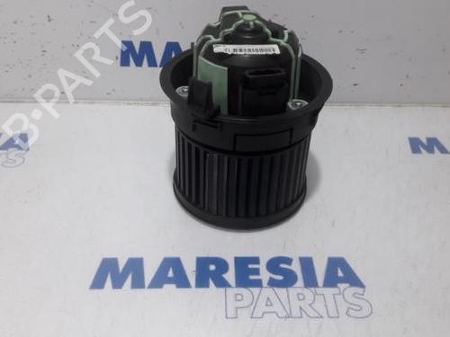 Used Heater blower motor PEUGEOT 308 I (4A_, 4C_) 1.6 THP 16V (156 hp) 31527937