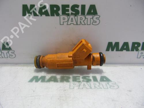 Used Injector ALFA ROMEO 147 (937_) 1.6 16V T.SPARK ECO (937.AXA1A, 937.BXA1A) (105 hp) 31534438