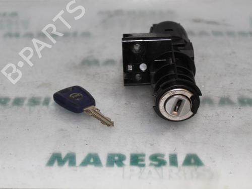 Used Ignition barrel FIAT PUNTO (188_) 1.2 60 (188.030, .050, .130, .150, .230, .250) (60 hp) 31506648