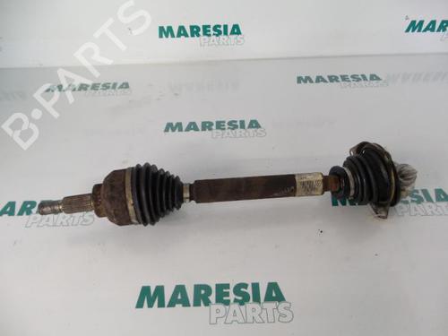 Used Left front driveshaft RENAULT LAGUNA II Grandtour (KG0/1_) 1.9 dCi (KG0G) (120 hp) 31422379