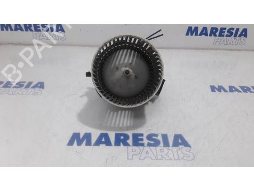 Used Heater blower motor FIAT 500 (312_) 1.2 (312AXA1A) (69 hp) 31506406