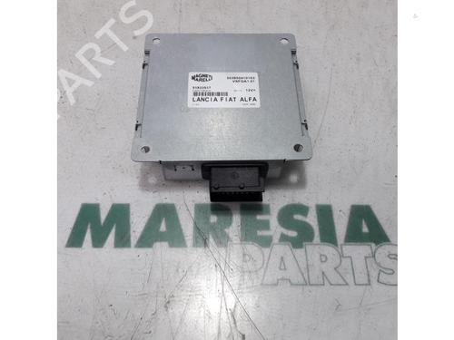 Used Electronic module FIAT 500 (312_) 0.9 (312AXG1A, 312.AXG11) (86 hp) 31505369