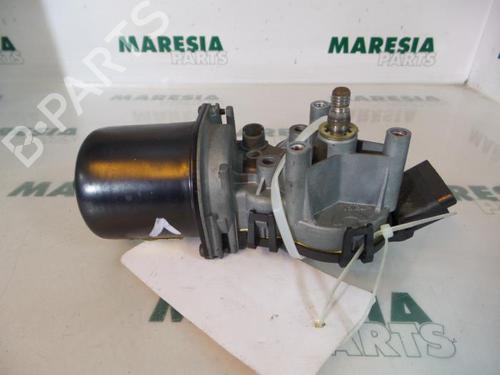 Used Front wiper motor RENAULT KANGOO Express (FC0/1_) 1.5 dCi (FC07, FC1R) (65 hp) 31428139