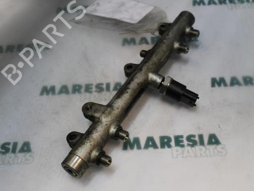 Injection rail FIAT DUCATO Bus (244_) 2.8 JTD | BP31485393M98 - Image 3
