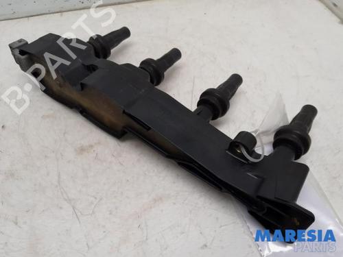 Tændspole PEUGEOT 206 CC (2D) 1.6 16V (2DNFUF, 2DNFUR) (109 hp) 31384207