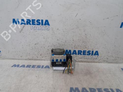Used ABS pump FIAT 500 (312_) 1.2 (312AXA1A) (69 hp) 31462511