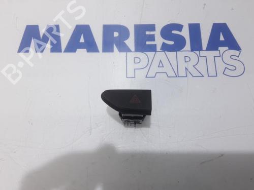 Used Warning switch RENAULT CLIO IV (BH_) 0.9 TCe 90 (BHNF, BHMA, BHMH, BHJK, BHJR) (90 hp) 31504398