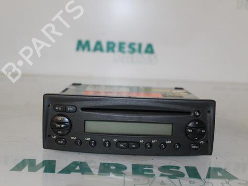 Used Radio FIAT DOBLO MPV (119_, 223_) 1.9 JTD (223AXE1A) (100 hp) 31493037