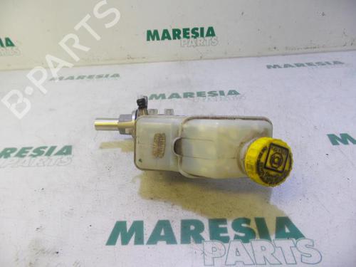Used Brake master cylinder FIAT FIORINO Box Body/MPV (225_) 1.3 D Multijet (225BXD1A, 225BXB1A, 225BXB11) (75 hp) 31384846