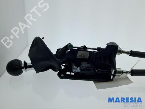 Used Gear lever Gear lever FIAT 500 (312_) 0.9 (312AXG1A, 312.AXG11) (86 hp) 33411303 33411303