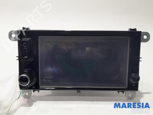 Used Display monitor RENAULT CLIO IV (BH_) 0.9 TCe 90 (BHNF, BHMA, BHMH, BHJK, BHJR) (90 hp) 31497189