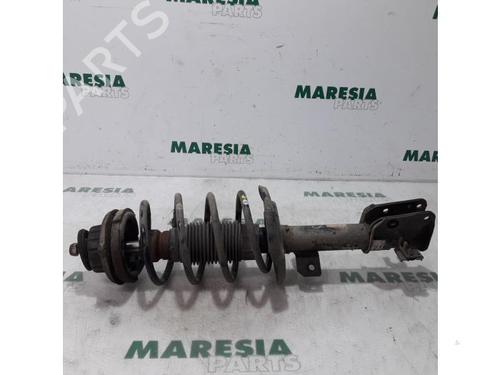 Used Right front shock absorber FIAT STILO (192_) 1.4 16V (192AXH1B, 192BXH1B) (95 hp) 31504080