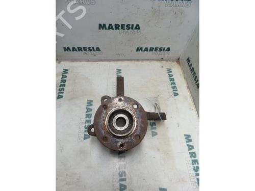 Used Left front steering knuckle RENAULT TWINGO I (C06_) 1.2 (C063, C064) (55 hp) 31478779
