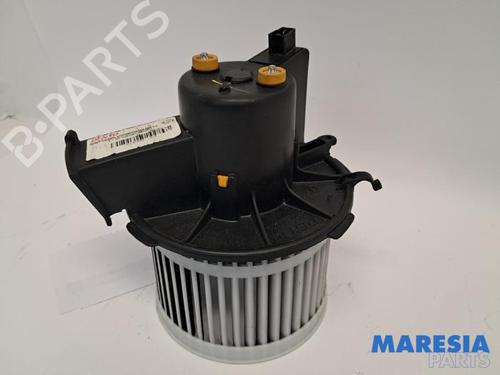 Used Heater blower motor FIAT 500 (312_) 1.2 (312AXA1A) (69 hp) 31383537