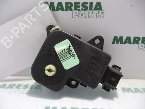 other-renault-laguna-ii-grandtour-kg01_-2001-2002-2003-2004-2005-2006-2007-31472616 main image